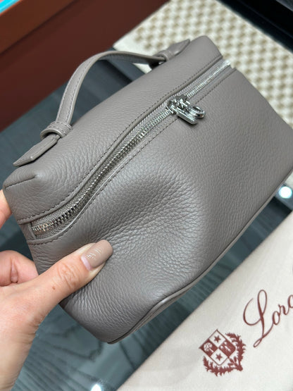 LORO P EXTRA POCKET L19 BAG