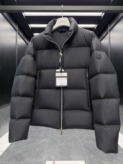 MONC TARN JACKET