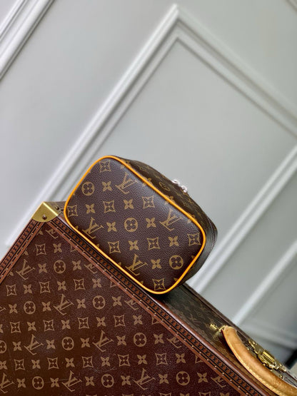 LOU NICE NANO BAG