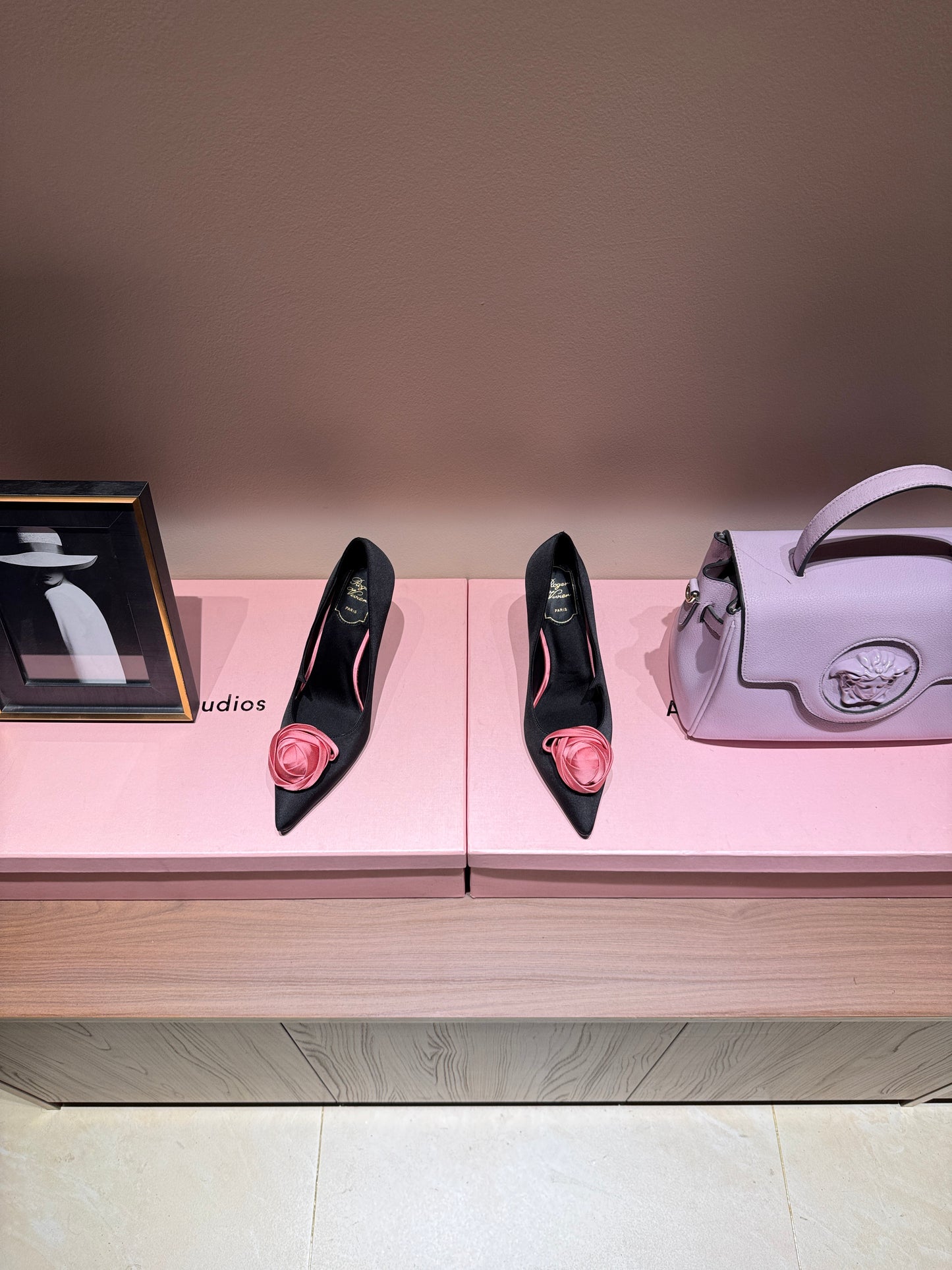 ROGER V HEELS