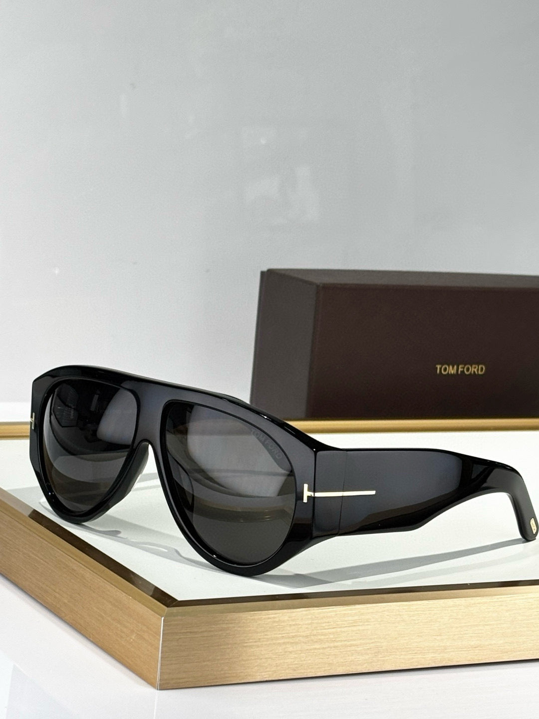 TOM F SUNGLASSES