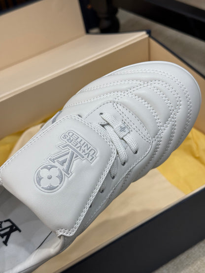 LOU FOOTPRINT SNEAKER