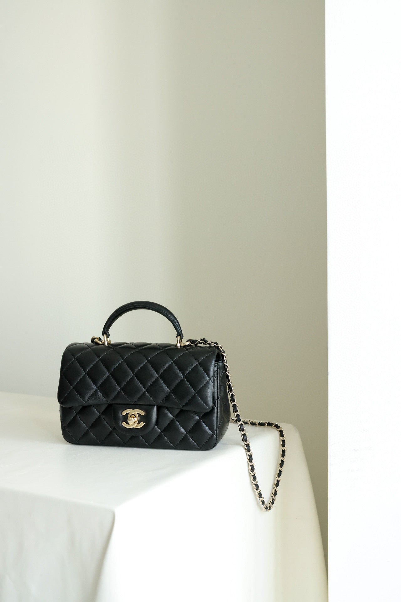 CC CLASSIC FLAP MINI BAG