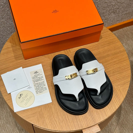 HERM EMPIRE SANDALS