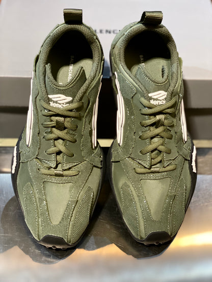 BAL MONDAY ULTRA SNEAKERS