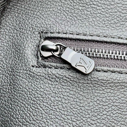 LOU DOPP KIT TOILETRY BAG
