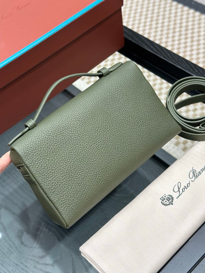 LORO P EXTRA POCKET L19 BAG