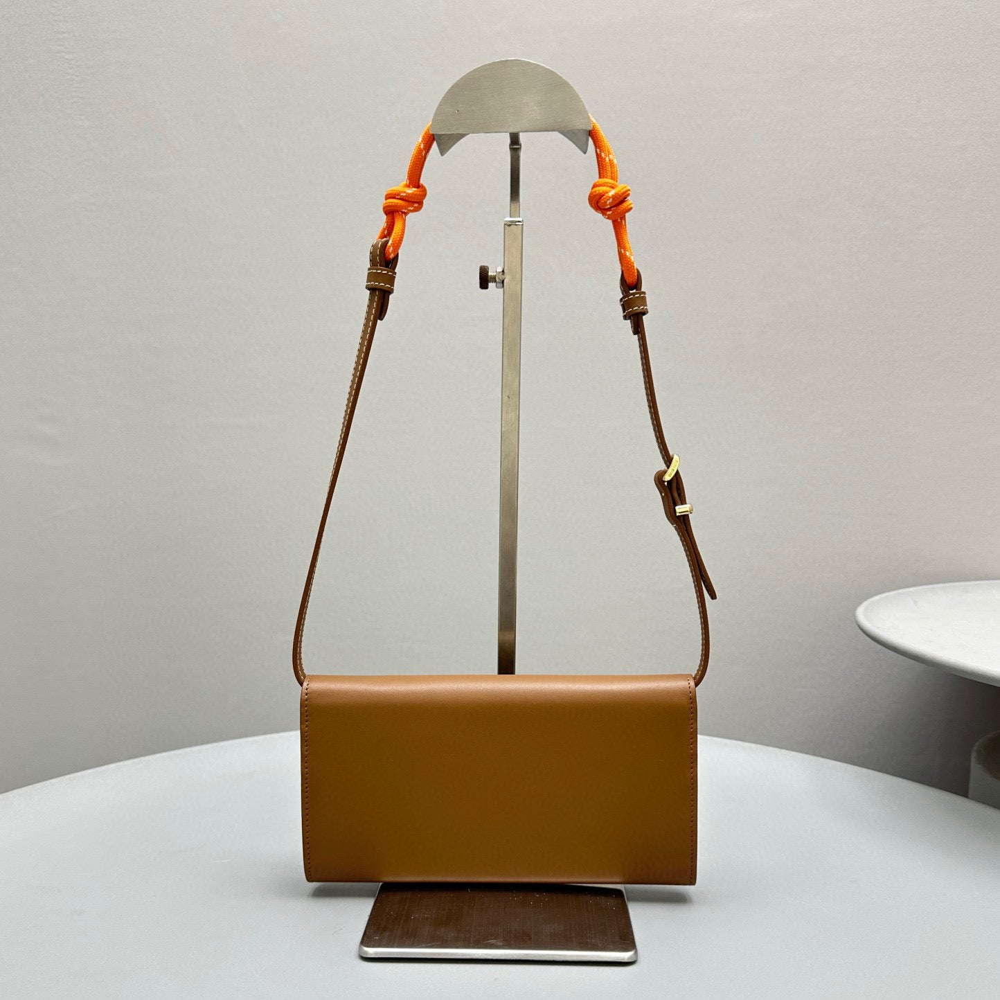 MIU M SHOULDER STRAP WALLET