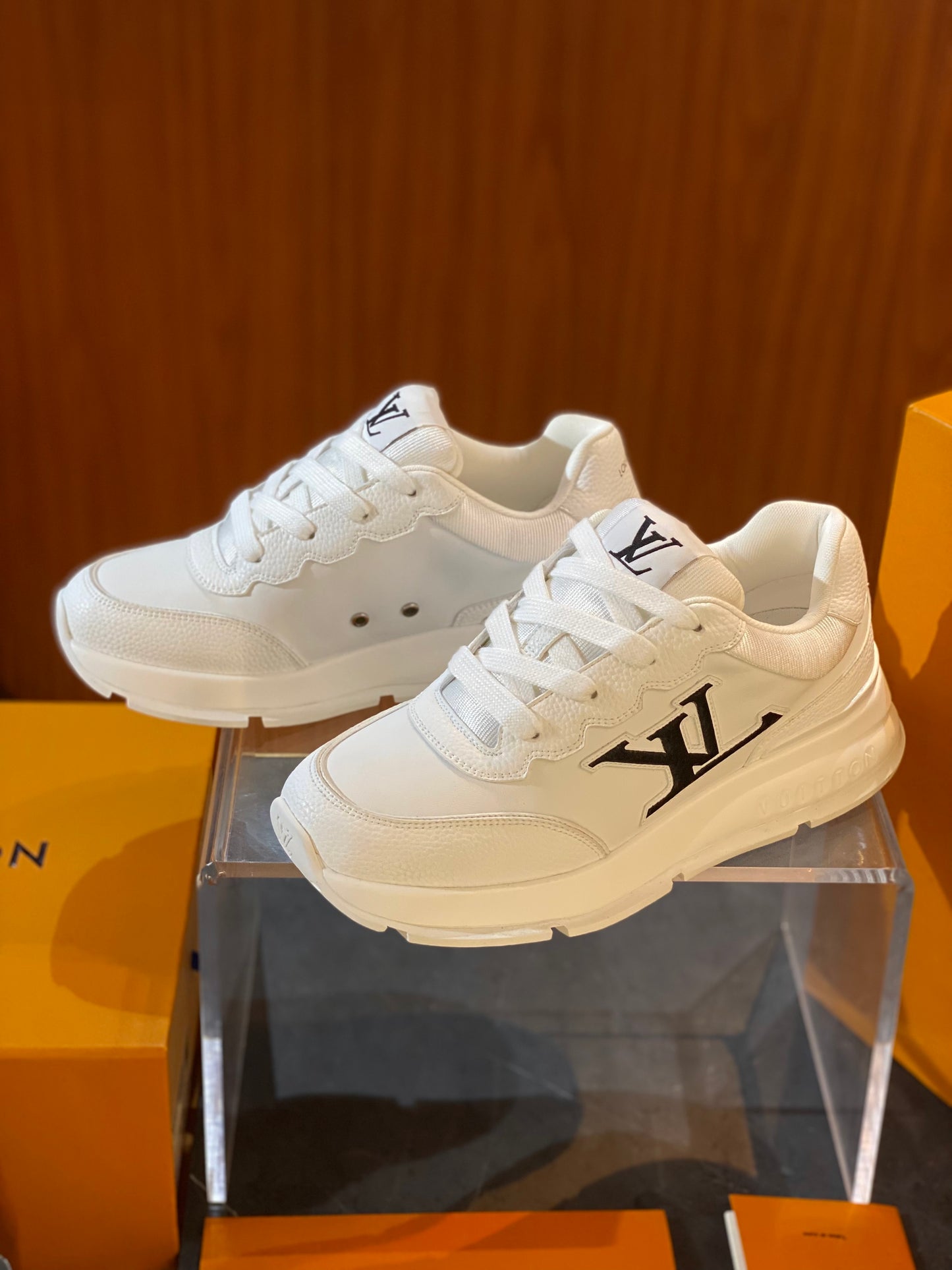 LOU CLASSIC TRAINERS