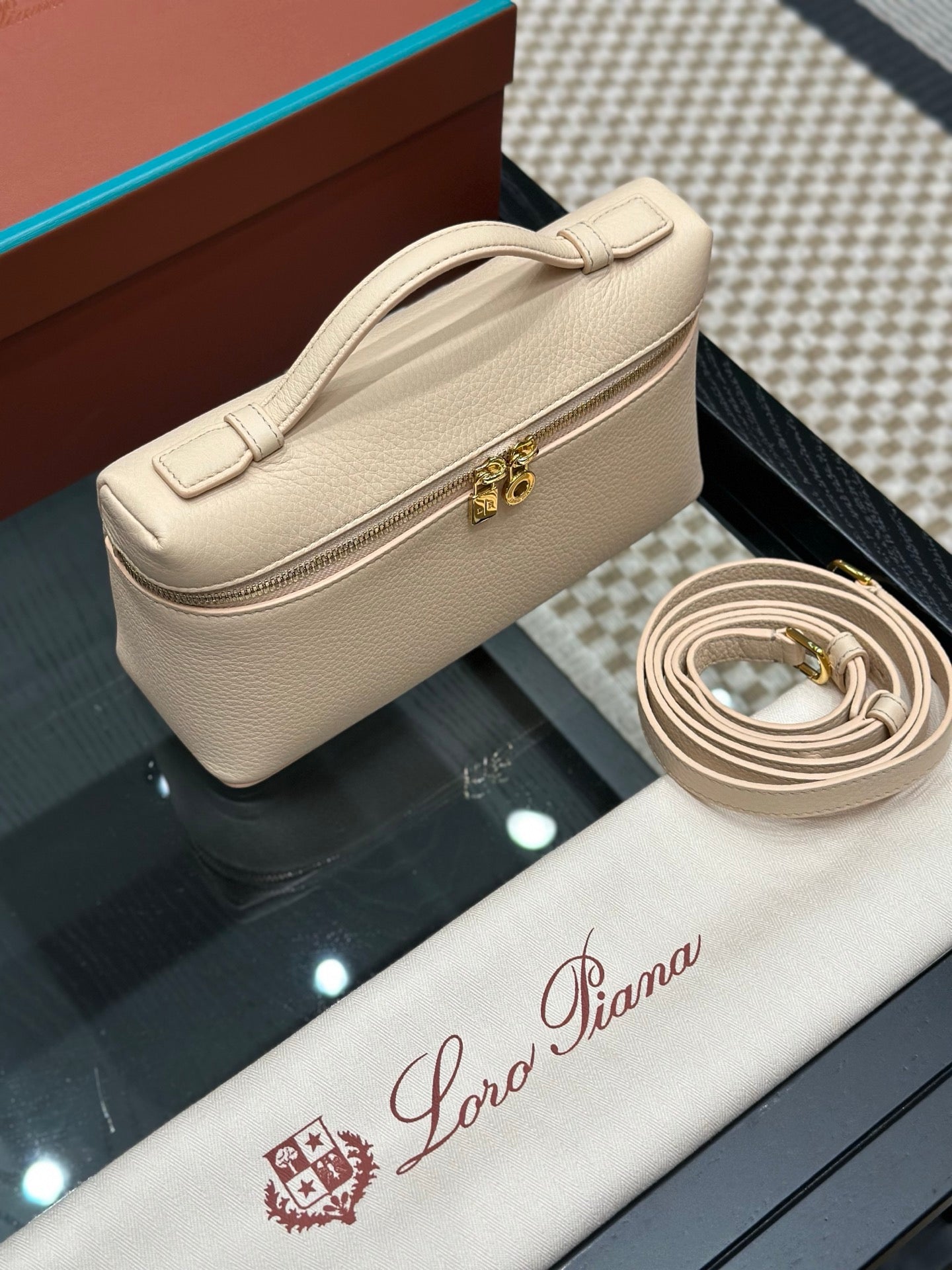 LORO P EXTRA POCKET L19 BAG