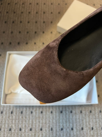 THE ROW BALLET FLATS