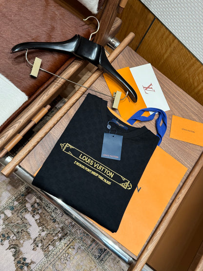 LOU T-SHIRT