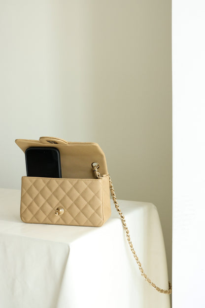 CC CLASSIC FLAP MINI BAG