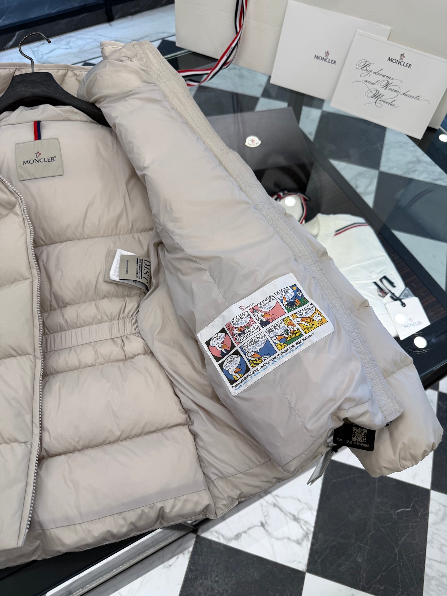 MONC AVOCE JACKET