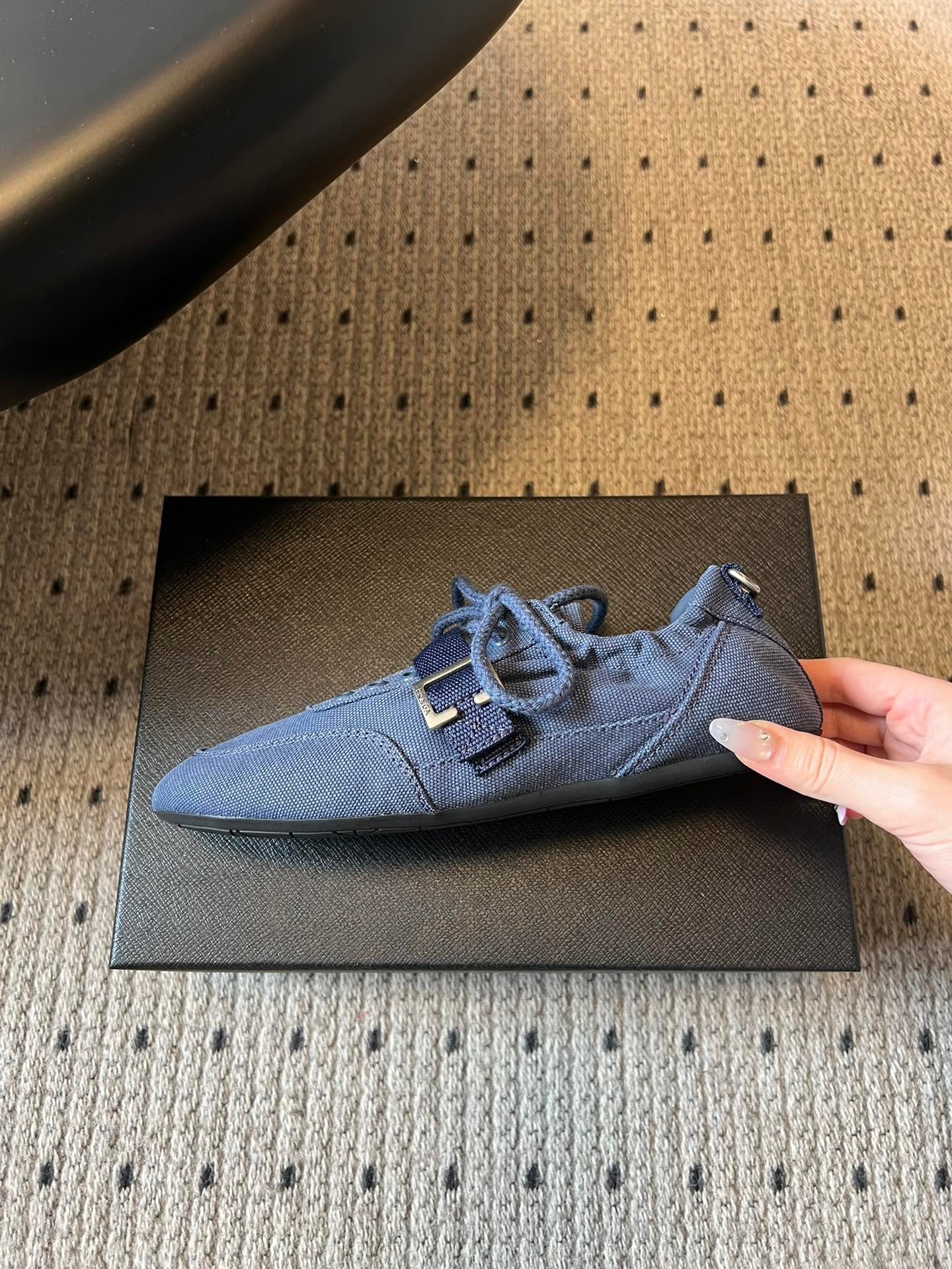 PD COLLAPSE SNEAKERS