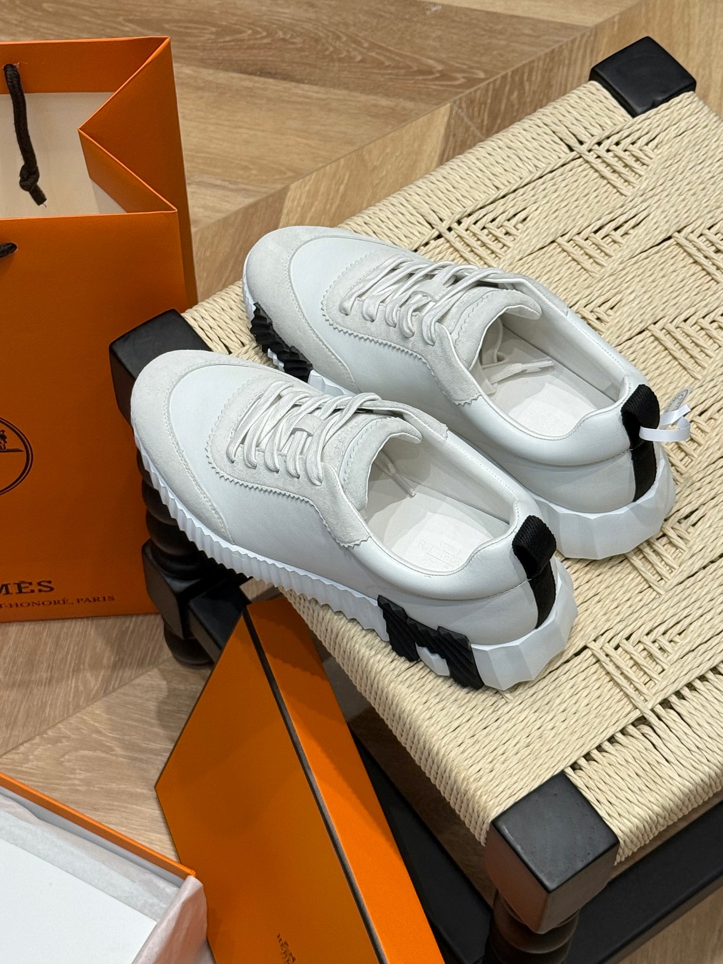 HERM BOUNCING SNEAKER