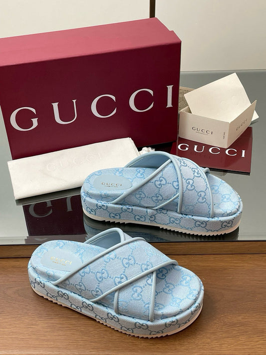 GG SANDALS