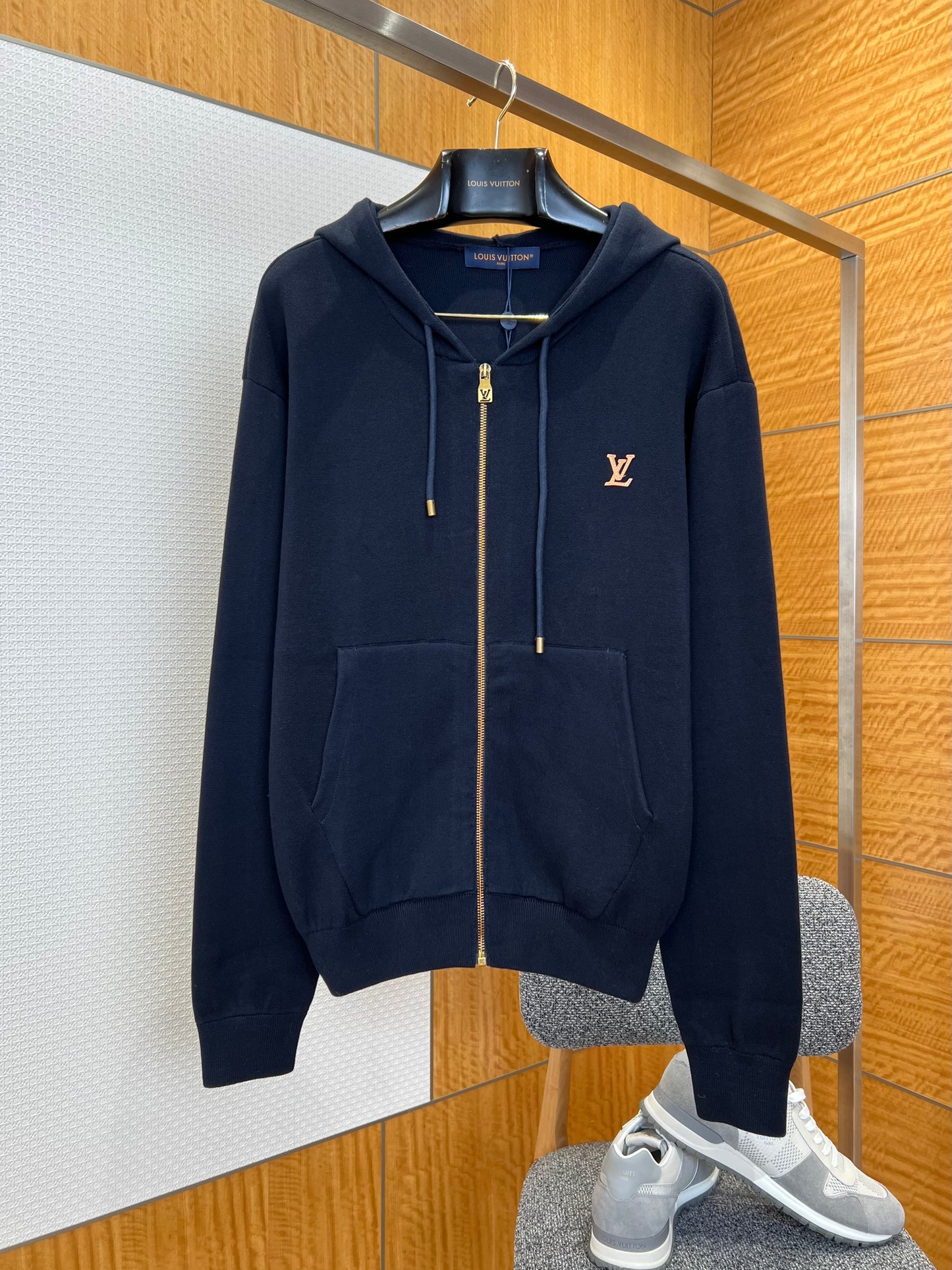 LOU ZIP HOODIE