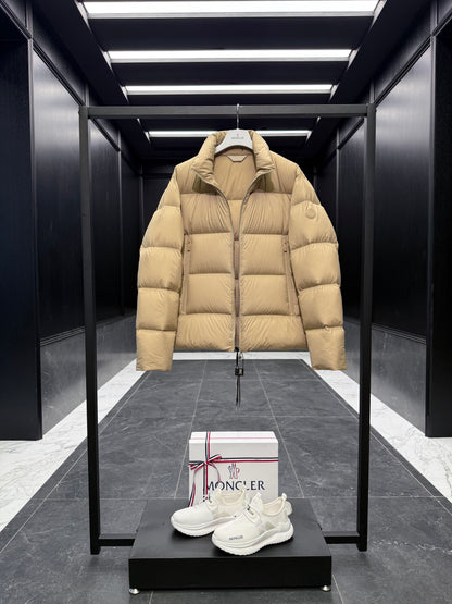 MONC TARN JACKET