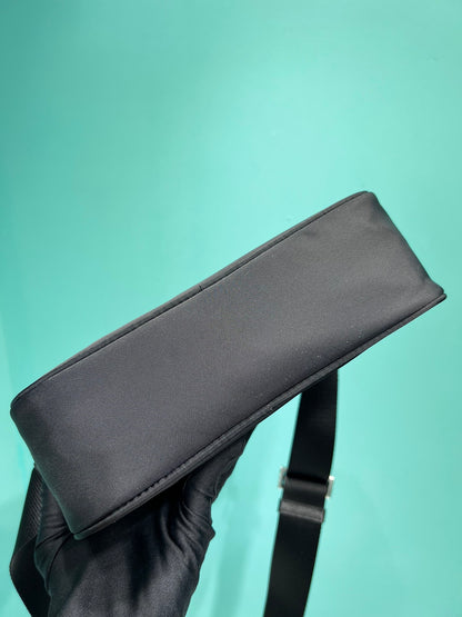 PD RE-NYLON SHOULDER BAG