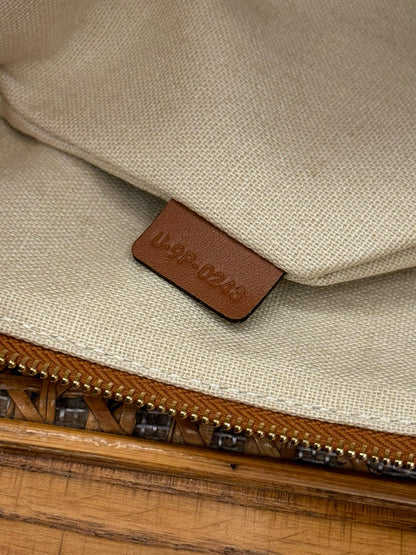 CEL SMALL POUCH WITH STRAP