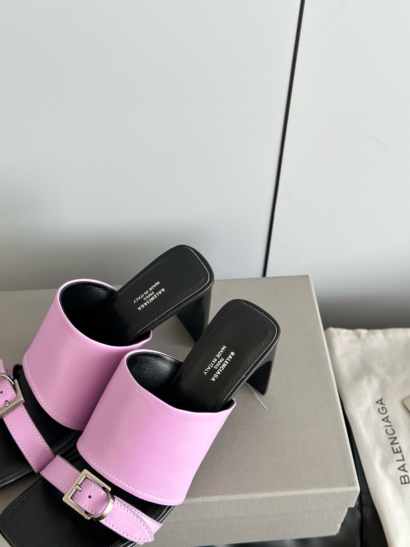 BAL HEELS