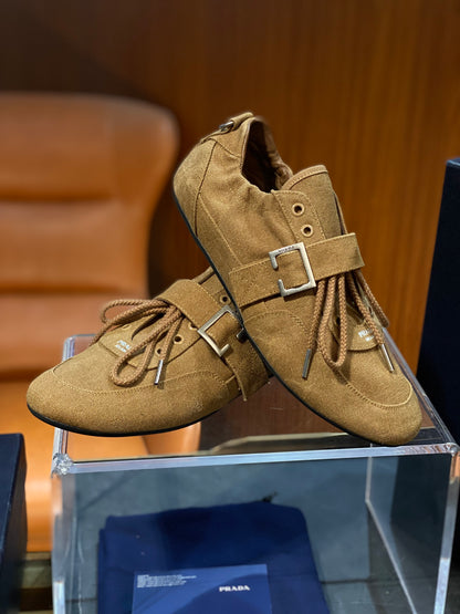 PD COLLAPSE SNEAKER