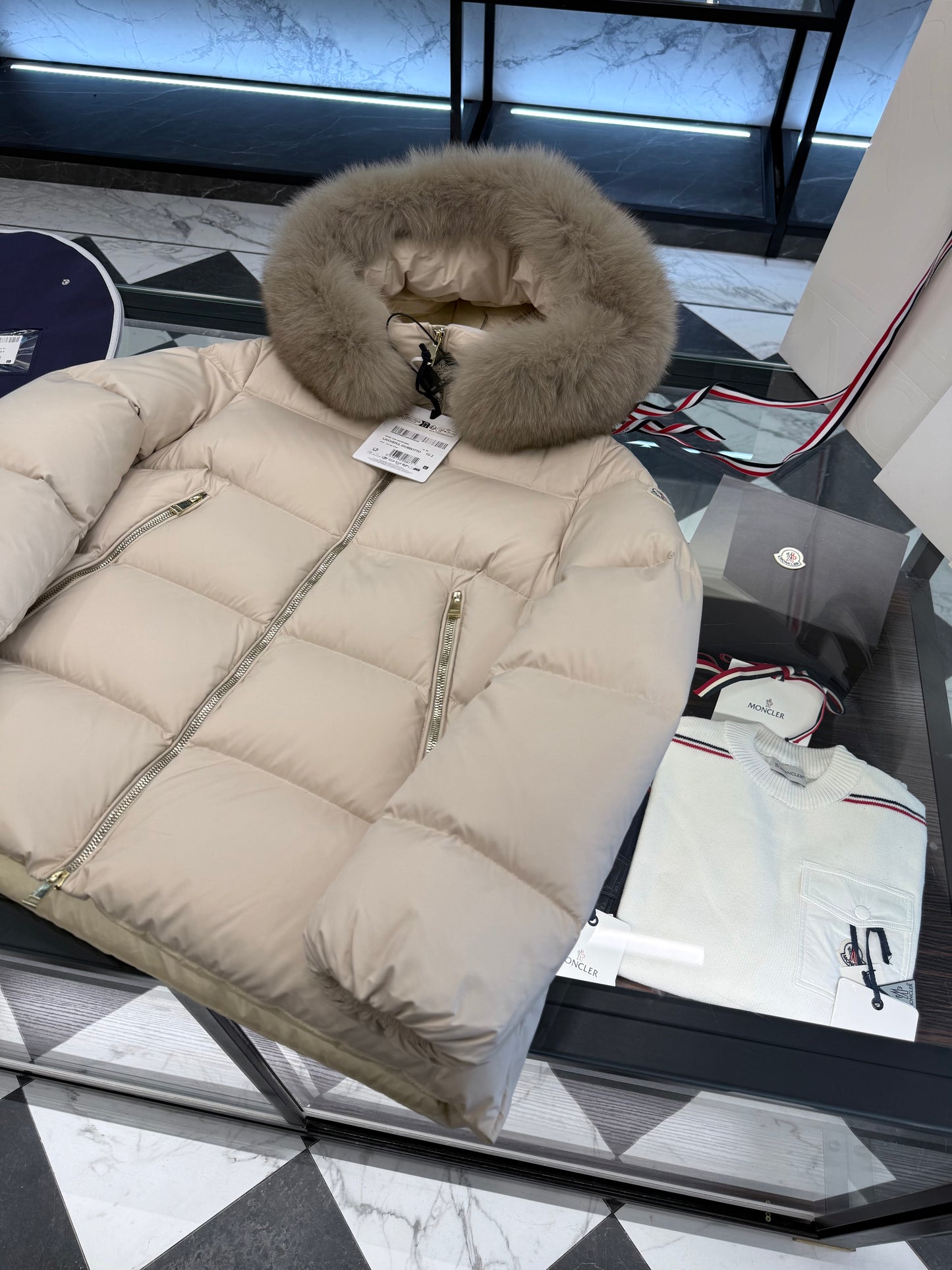 MONC LAICHEFUR JACKET