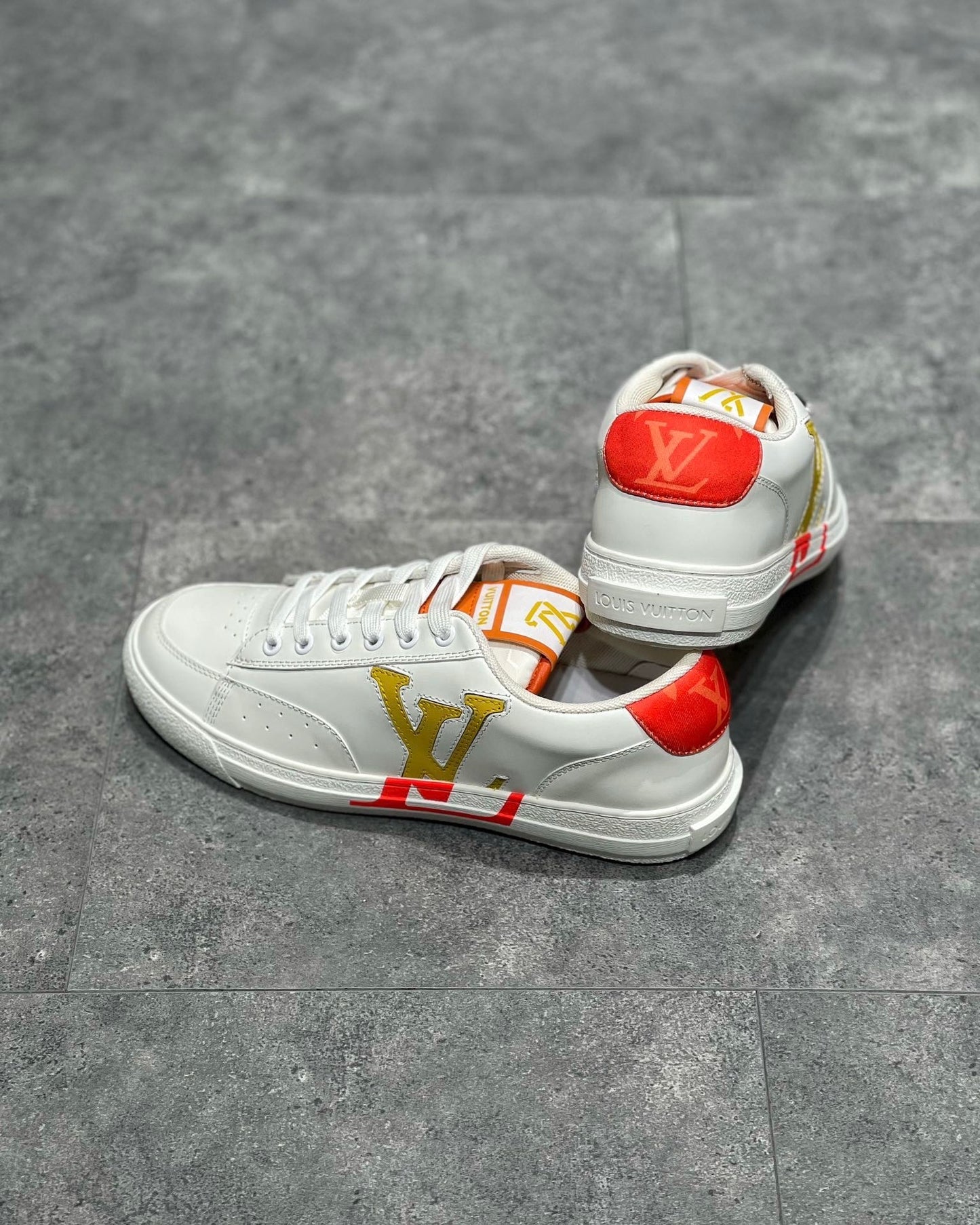 LOU TRAINERS