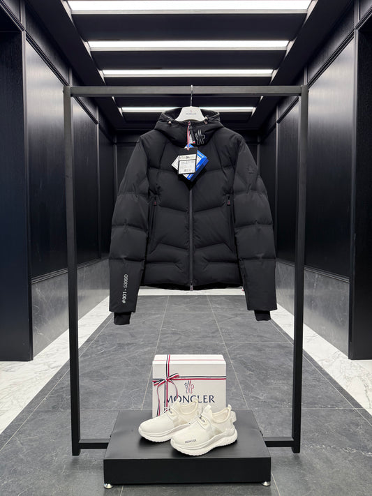MONC ARCESAZ JACKET