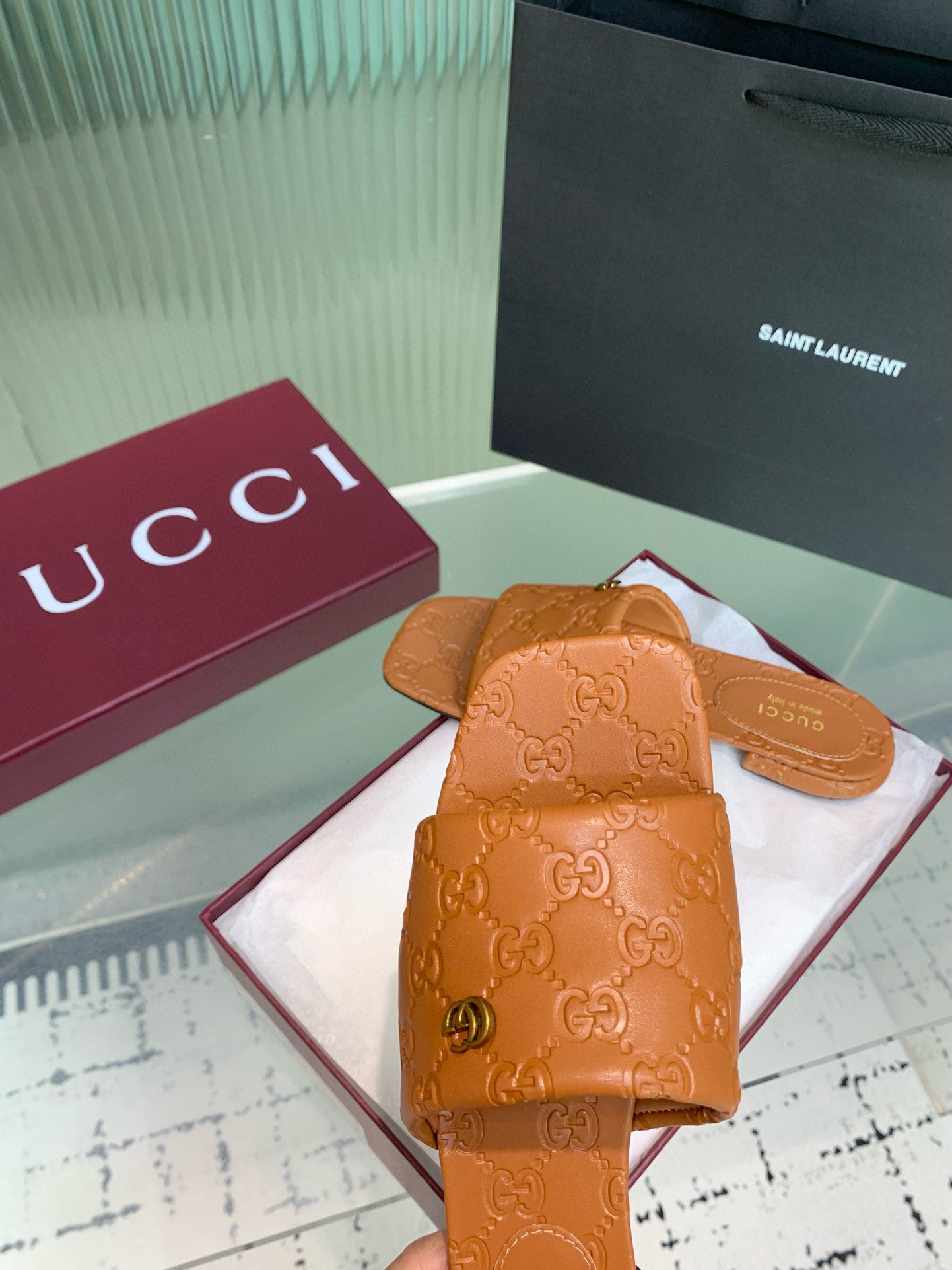 GG SANDALS