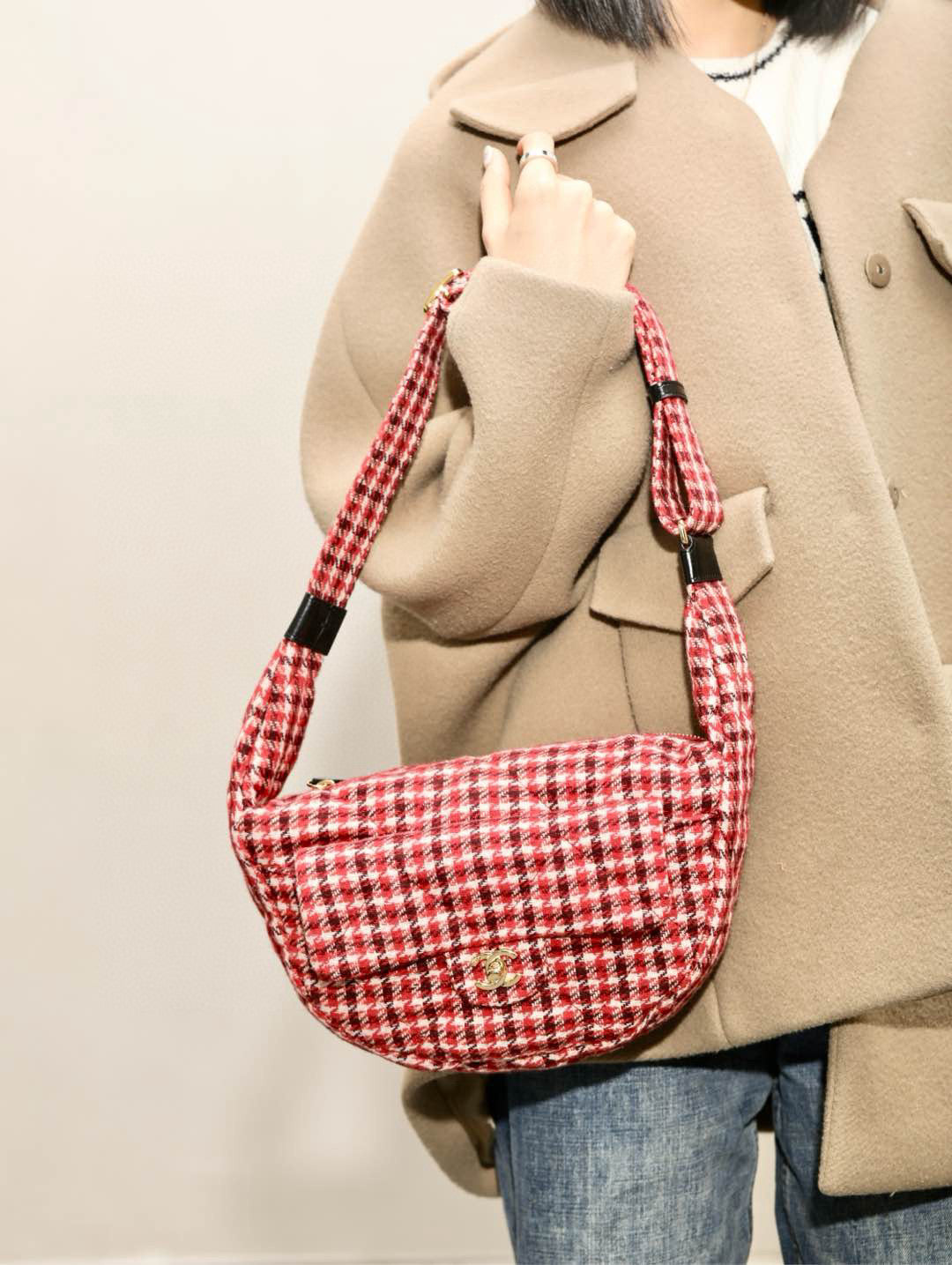 CC LARGE HOBO BAG