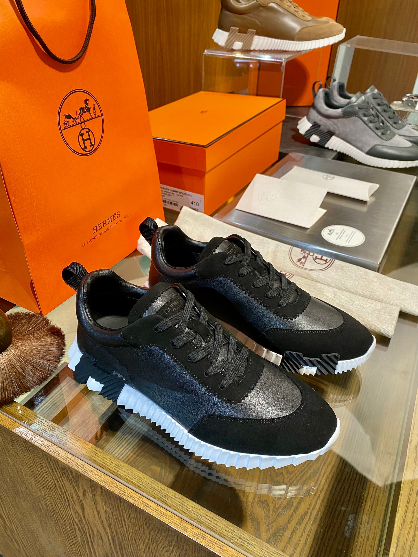 HERM BOUNCING SNEAKERS