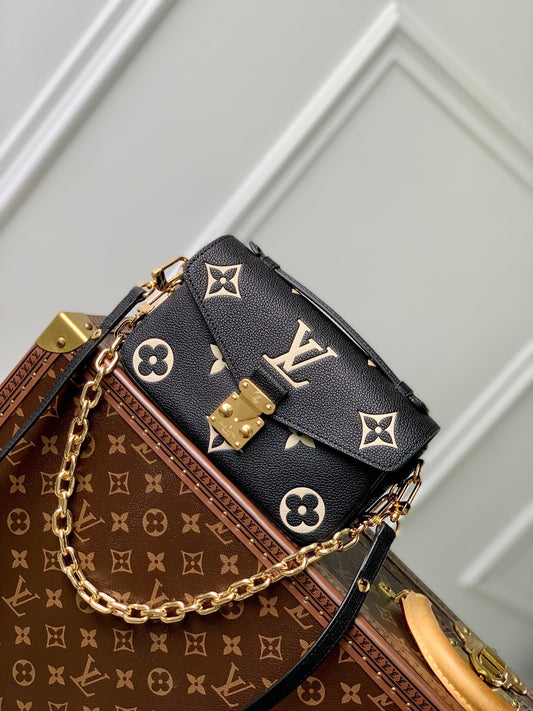 LOU POCHETTE METIS EAST WEST BAG