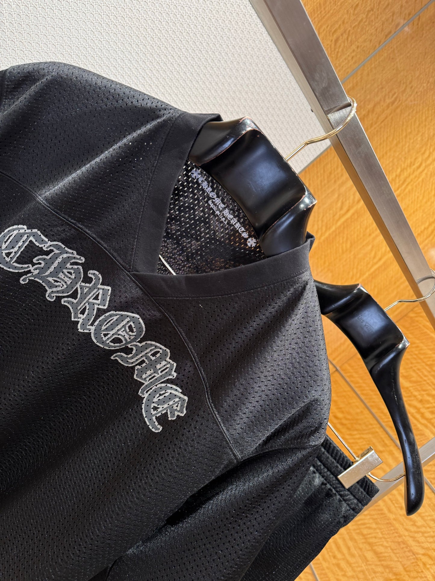 CHROME H T-SHIRT