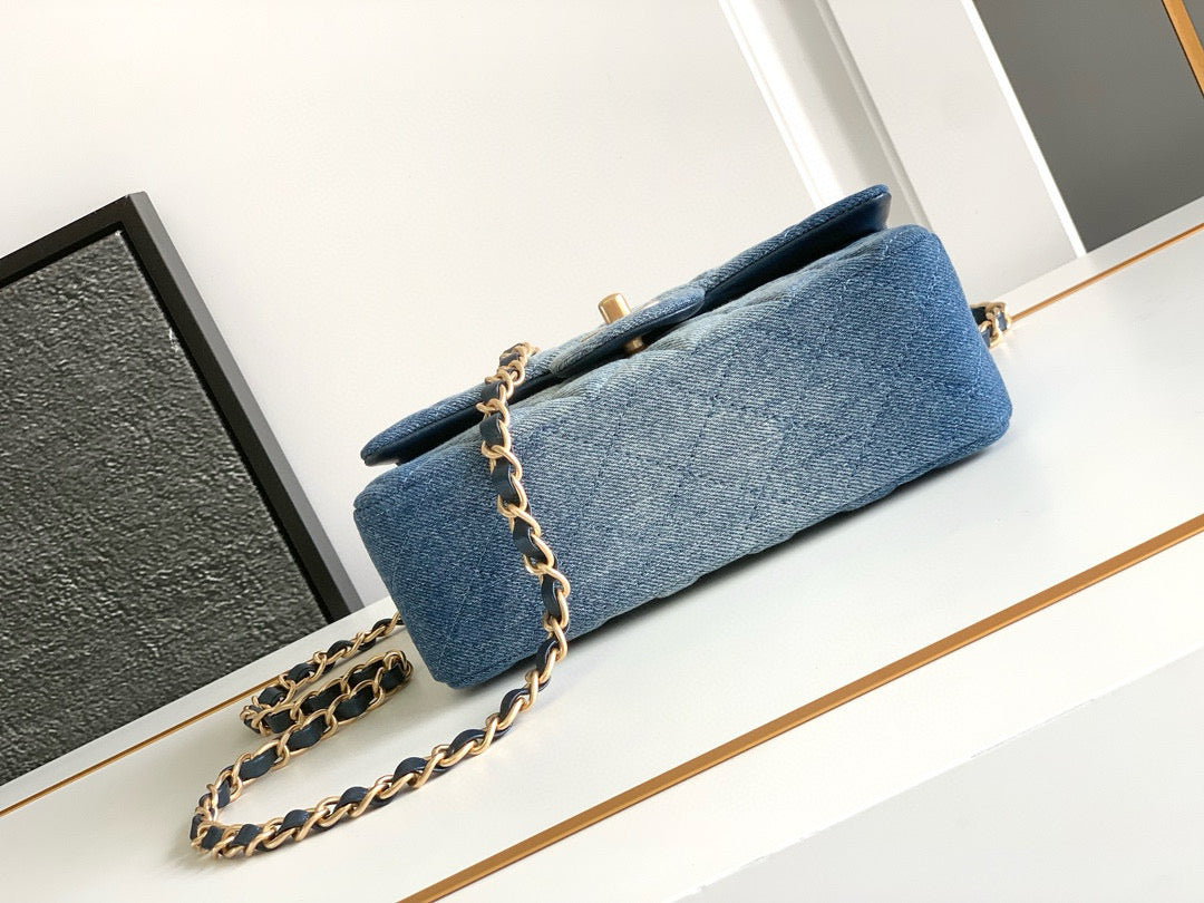 CC CLASSIC FLAP DENIM BAG