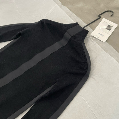 CC TURTLENECK