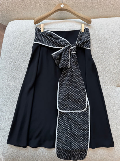 LOU SKIRT