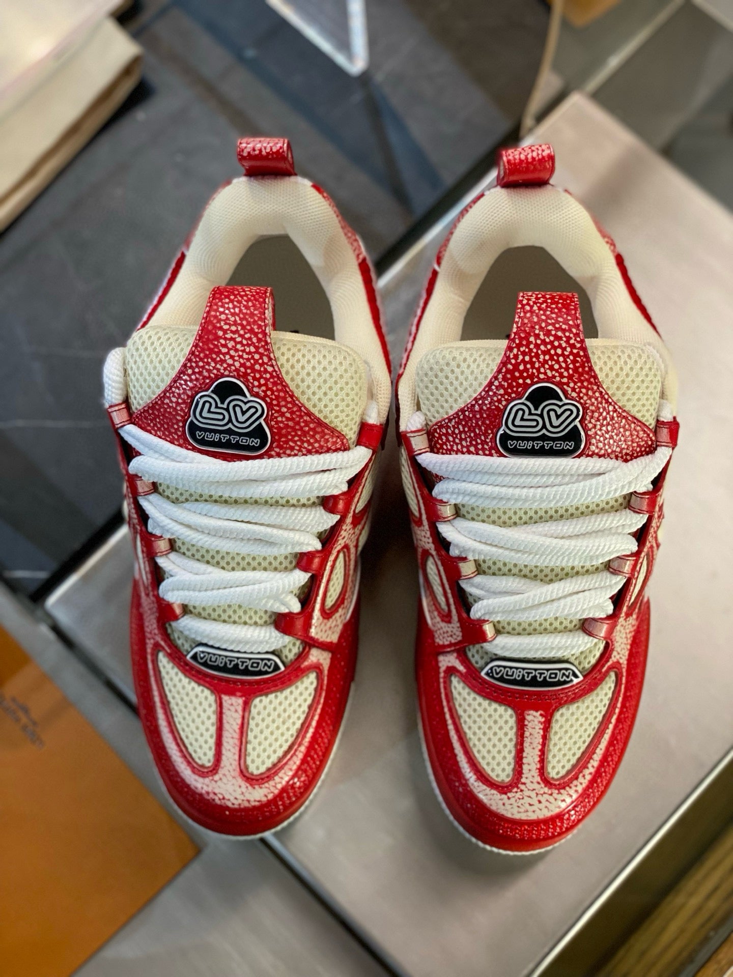 LOU TRAINERS