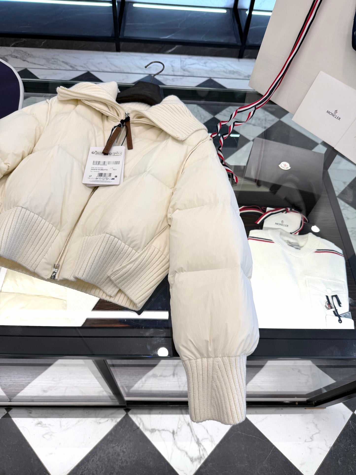 MONC JADEITE JACKET