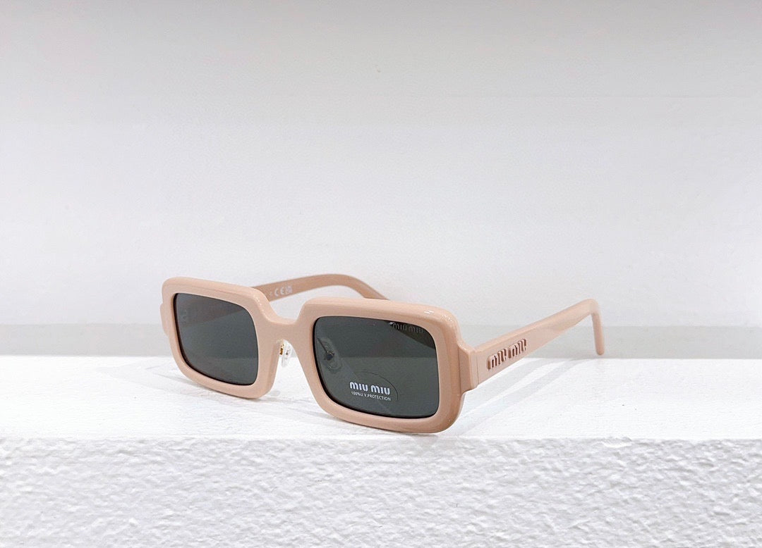 MIU M SUNGLASSES