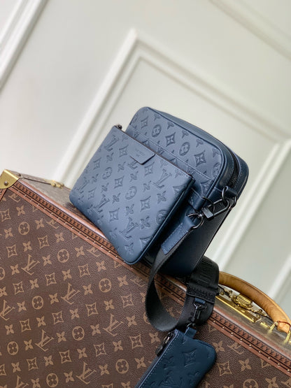 LOU TRIO MESSENGER BAG