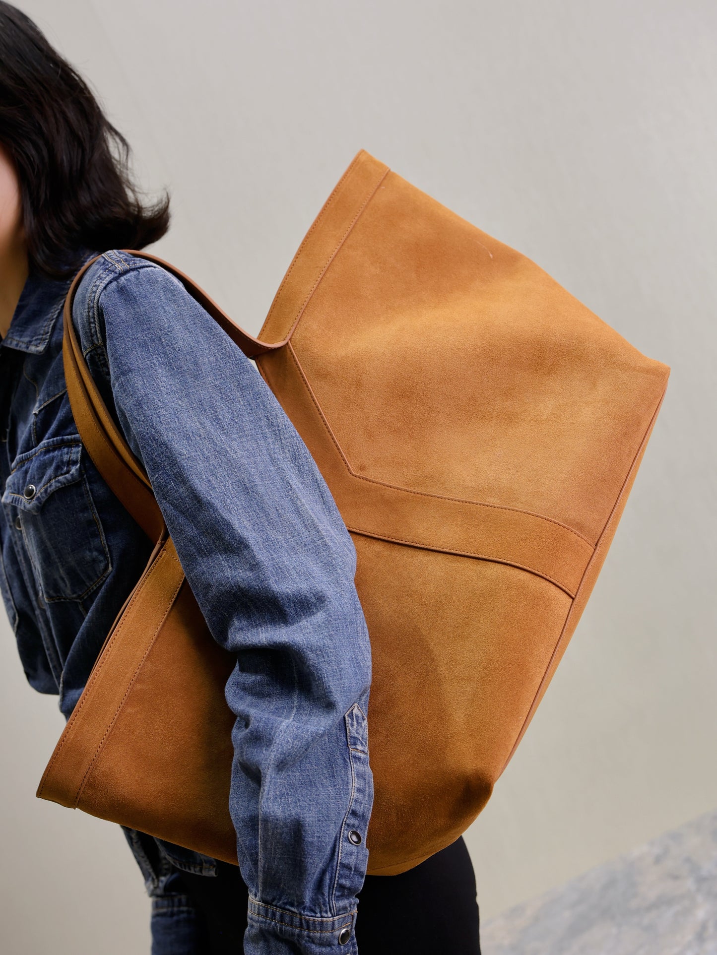 SL Y TOTE IN SUEDE BAG