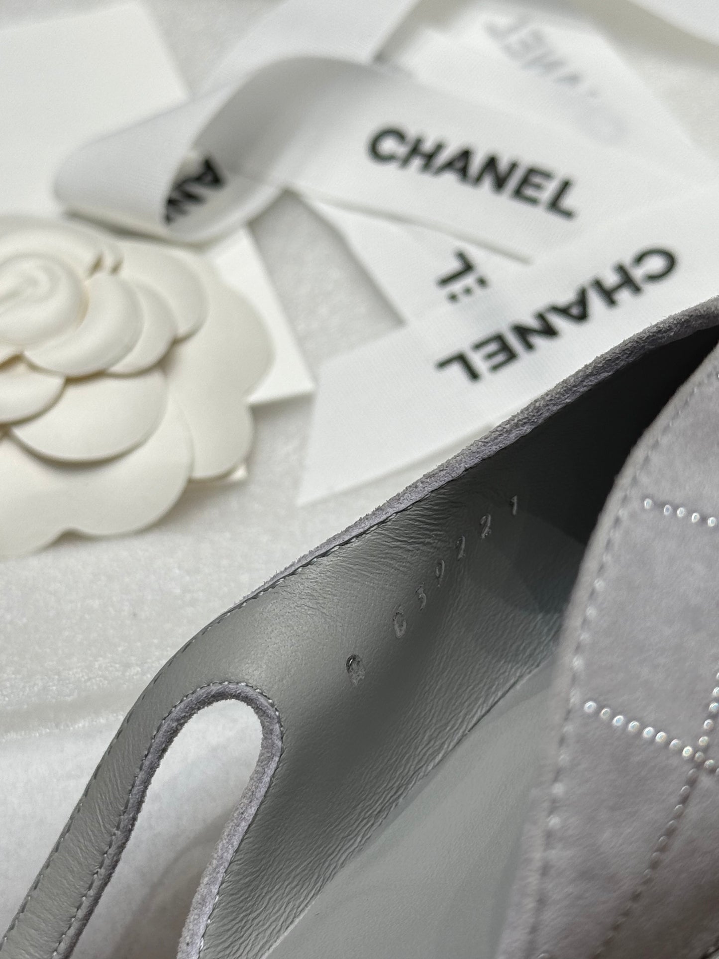 CC SLINGBACK PUMPS