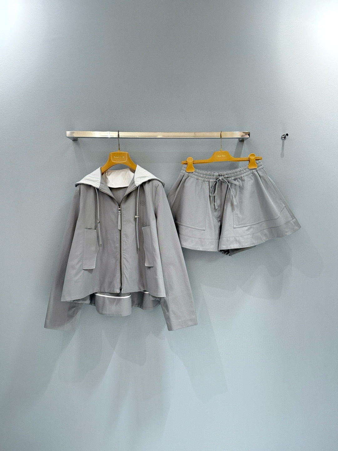 LOEW JACKET