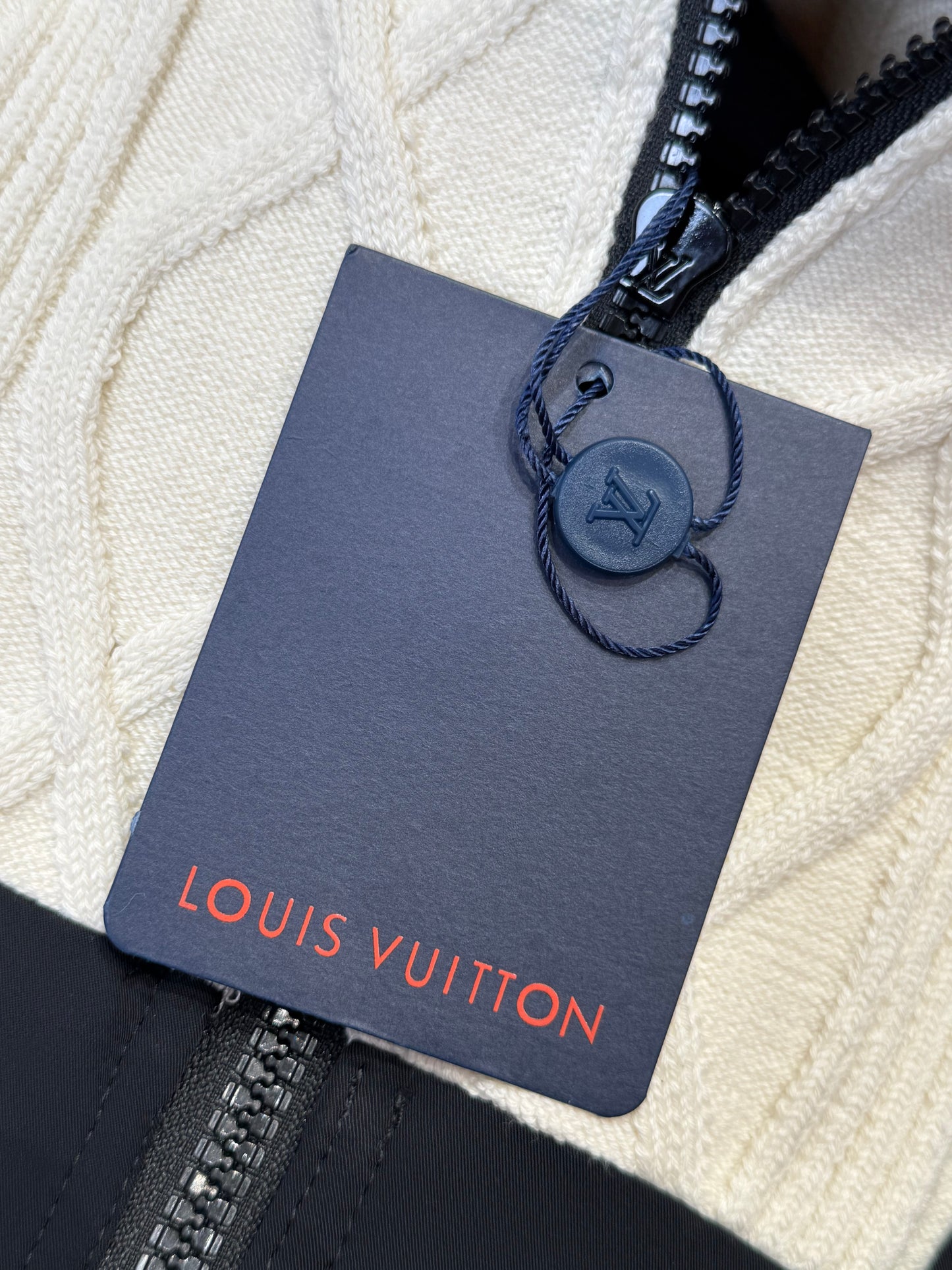 LOU JACKET