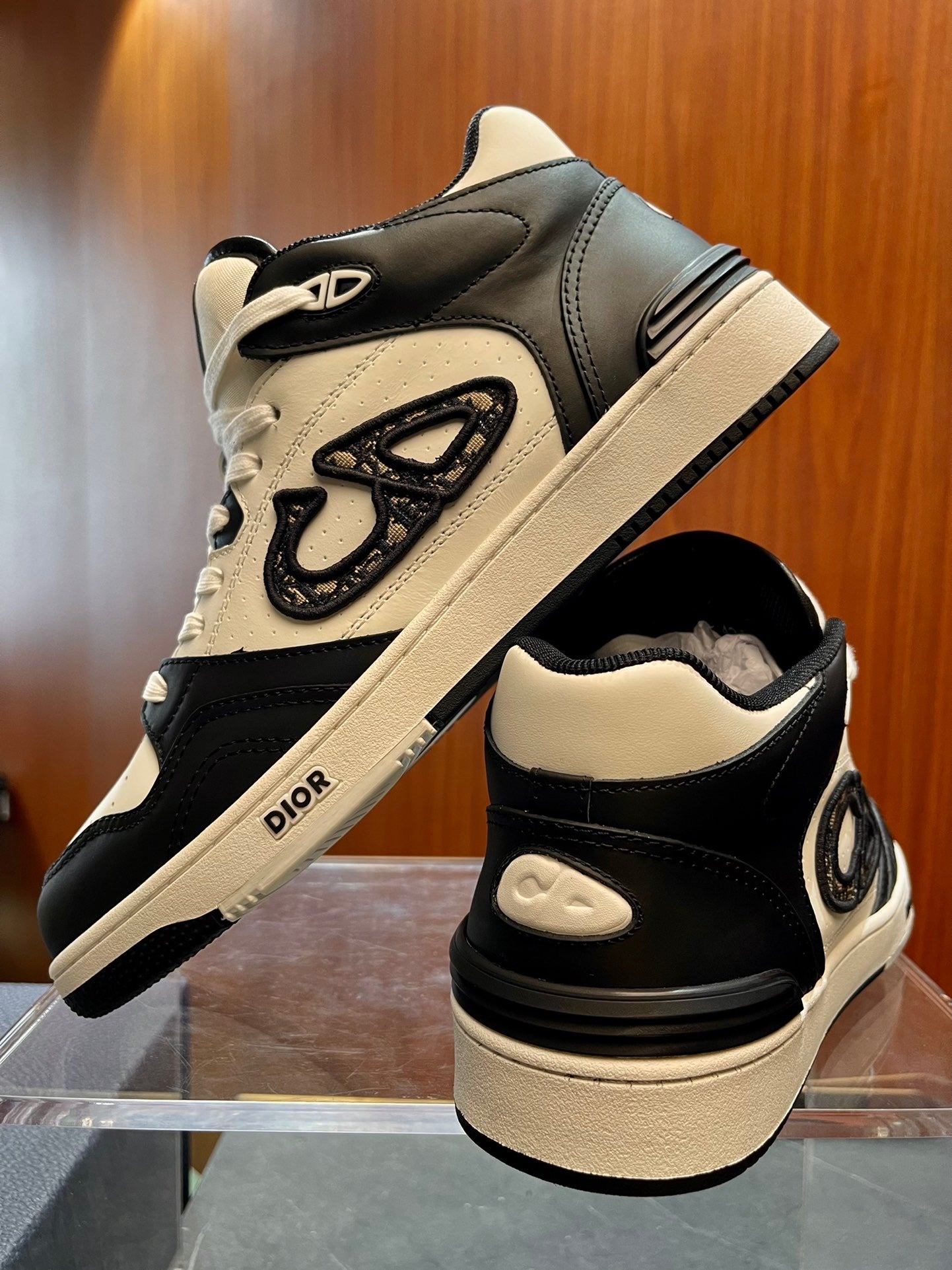 CD B57 SNEAKER