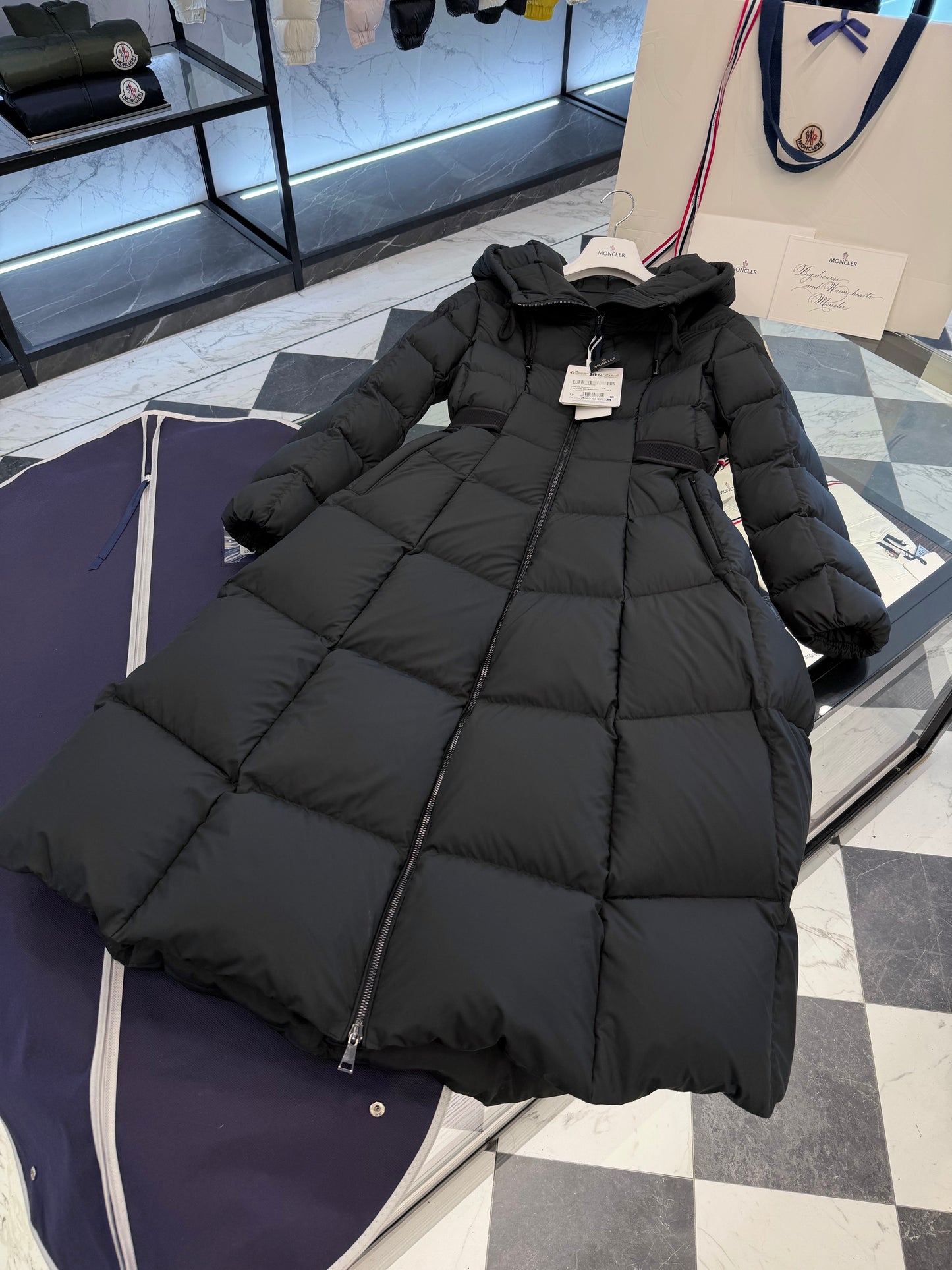 MONC FAUCON COAT