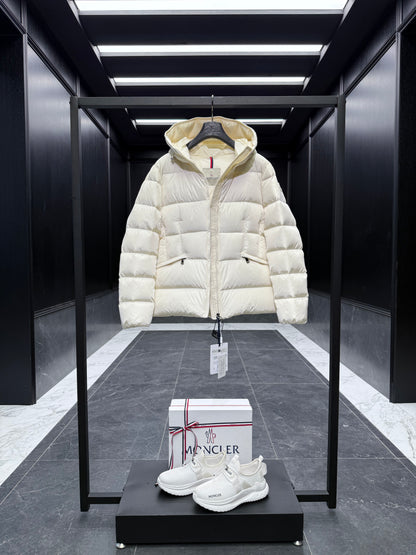 MONC AVOCE JACKET