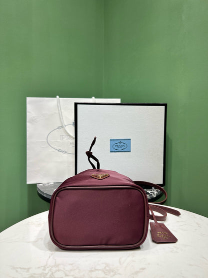 PD RE-EDITION 1978 BUCKET BAG